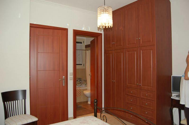 Nostimon Emar Apartment Lourdata  Ngoại thất bức ảnh