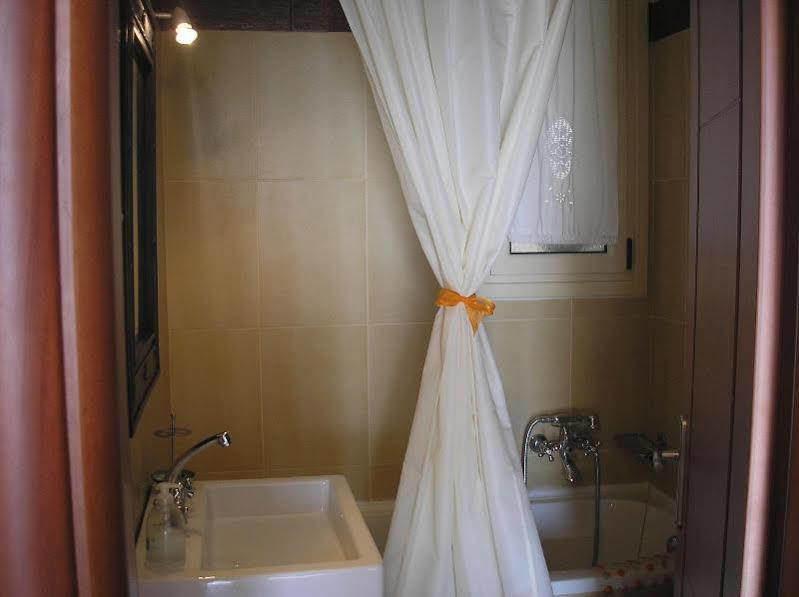 Nostimon Emar Apartment Lourdata  Ngoại thất bức ảnh